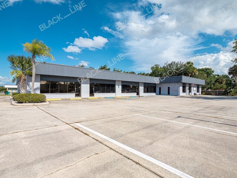 2290-2298 W Airport Blvd, Sanford, FL à vendre - Photo de l’immeuble – Image 2 sur 13