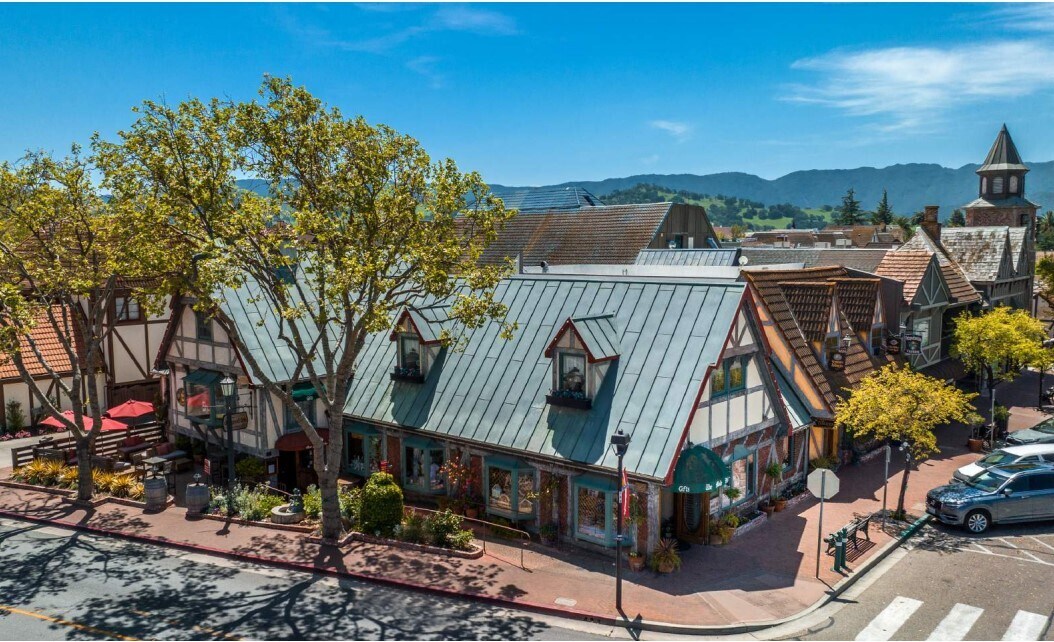 1672 Mission Dr, Solvang, CA à vendre Photo de l’immeuble– Image 1 sur 10