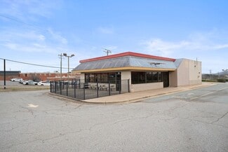 Plus de détails pour 120 Kapp St, Dobson, NC - Local commercial à vendre