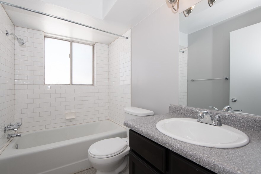 3598 S 4240 W, West Valley City, UT à vendre - Photo intérieure – Image 3 sur 31
