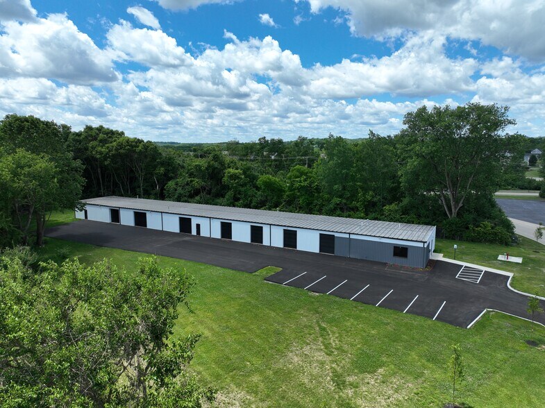325 Harmon Ave, Lebanon, OH à louer - Photo de l’immeuble – Image 2 sur 11