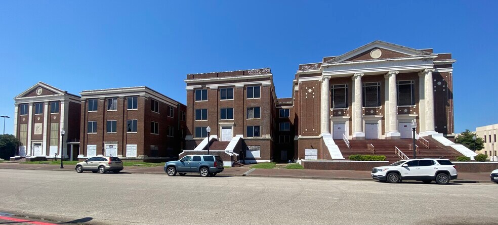 980 Broadway St, Beaumont, TX à vendre - Photo de l’immeuble – Image 2 sur 4