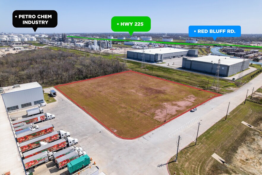 0 Red Bluff Road, Pasadena, TX à vendre - Aérien – Image 1 sur 7