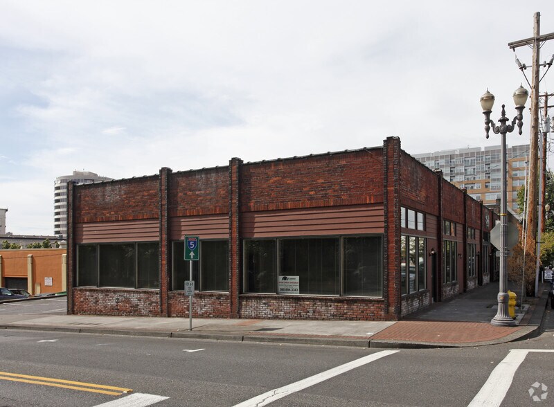 113-119 E 8th St, Vancouver, WA à louer - Photo principale – Image 2 sur 4