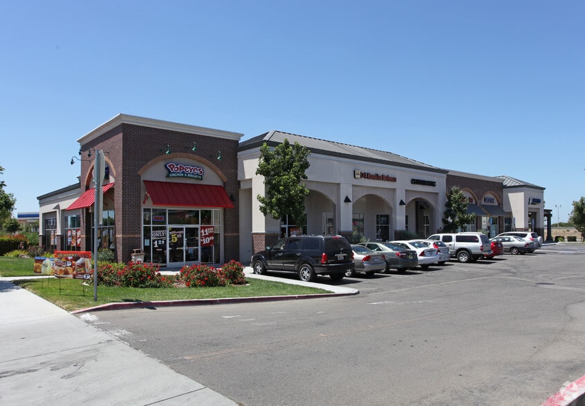 2231-2271 W Grant Line Rd, Tracy, CA à louer - Photo principale – Image 3 sur 4