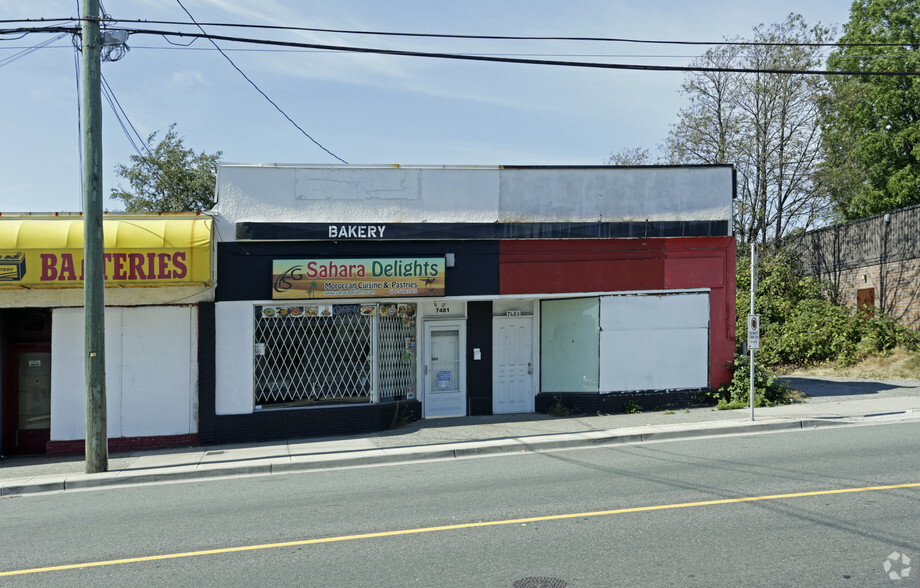 7481-7483 Edmonds St, Burnaby, BC à vendre - Photo de l’immeuble – Image 3 sur 6