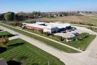Plus de détails pour 101 Huber Dr, Calmar, IA - Industriel/Logistique à vendre