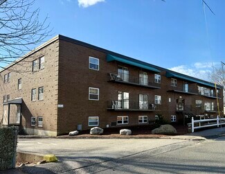 Plus de détails pour 100 Water St, Stoughton, MA - Logement à vendre