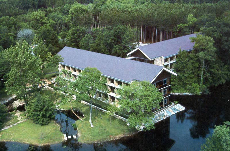 1 Glendinning Plz, Westport, CT à louer - Photo principale – Image 1 sur 2