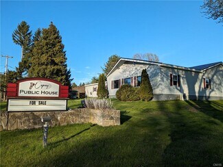 Plus de détails pour 8353 County 9 rd, Cape Vincent, NY - Local commercial à vendre