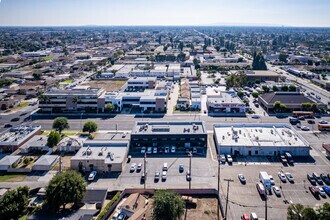 8041 Florence Ave, Downey, CA - VUE AÉRIENNE  vue de carte - Image1