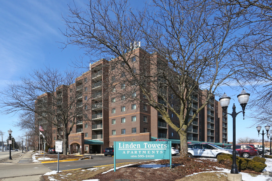 24 S Addison St, Bensenville, IL à louer - Photo de l’immeuble – Image 1 sur 1