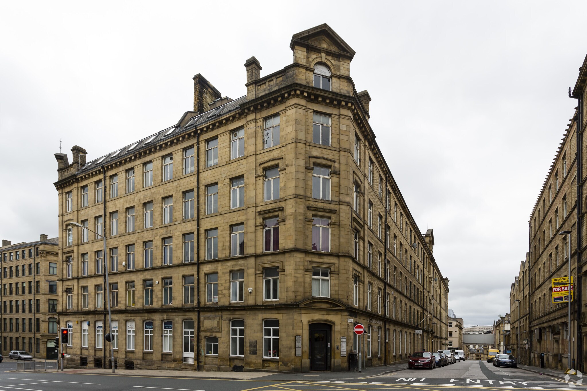 8 Upper Piccadilly, Bradford à louer Photo principale– Image 1 sur 4