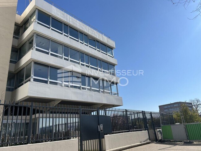 Plus de détails pour Bureau à louer