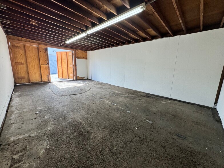 868-882 W 16th St, Newport Beach, CA à louer - Photo intérieure – Image 3 sur 3