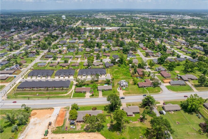 1624 S Dixieland Rd, Rogers, AR à vendre - Photo de l’immeuble – Image 3 sur 6