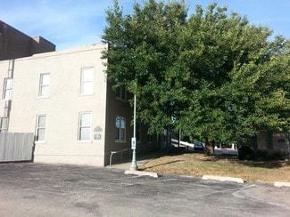 Plus de détails pour 401-403 NE Jefferson Ave, Peoria, IL - Bureau à louer