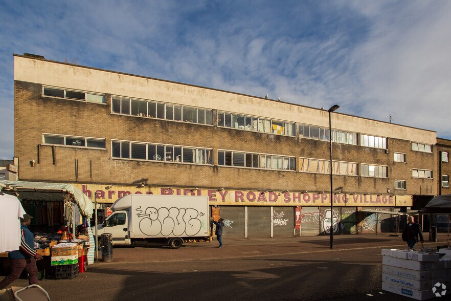 51-63 Ridley Rd, Londres à louer - Photo de l’immeuble – Image 3 sur 3
