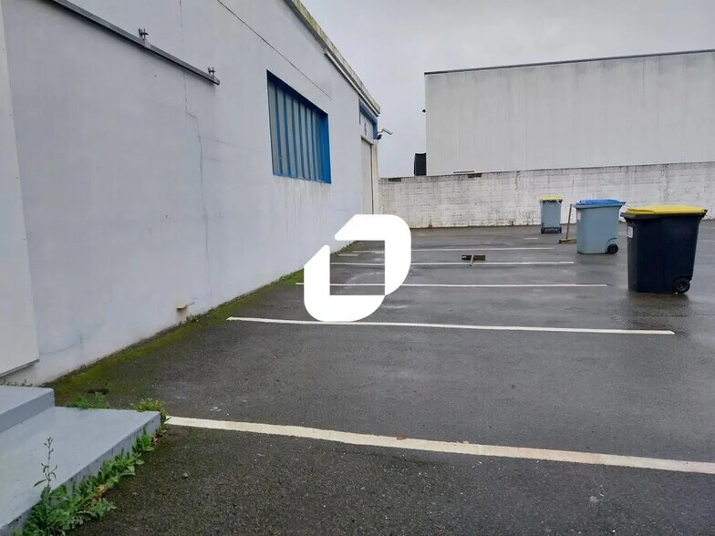 Local d’activités dans Carquefou à louer - Photo de l’immeuble – Image 1 sur 15