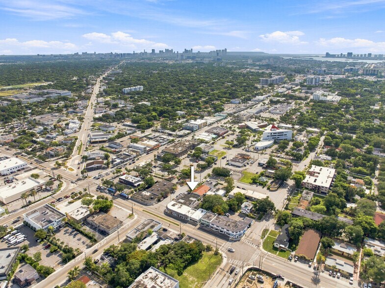 610-618 NE 124th St, North Miami, FL à vendre - Photo de l’immeuble – Image 3 sur 57