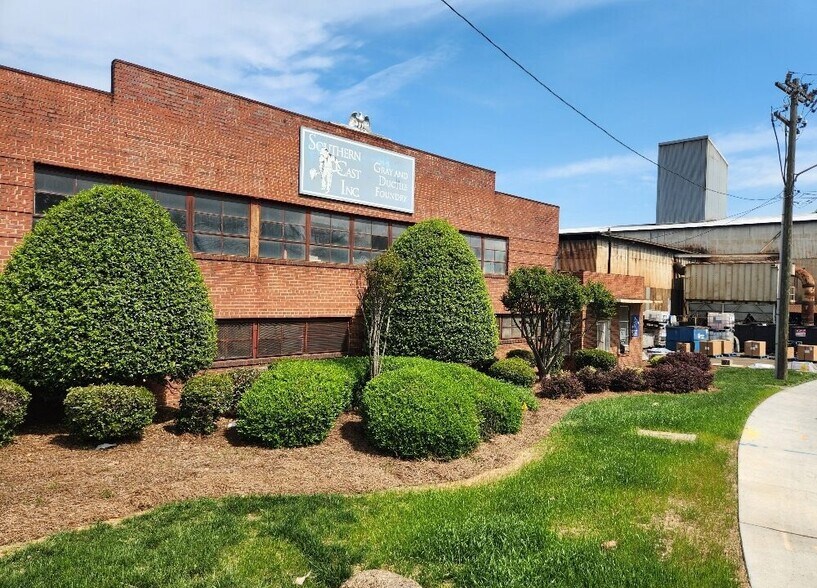901 N Church St, Charlotte, NC à vendre - Photo de l’immeuble – Image 2 sur 19
