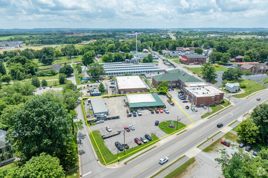 2526-2530 Duplex Rd, Spring Hill, TN à vendre - Photo de l’immeuble – Image 1 sur 28