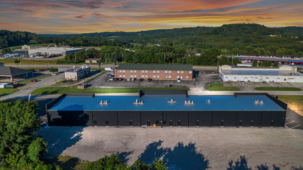 116 College Rd, Pineville, MO à louer - Photo de l’immeuble – Image 2 sur 19