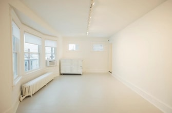 609 Warren St, Hudson, NY à louer Photo intérieure– Image 2 sur 4