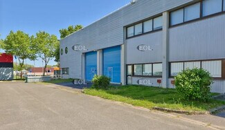 Plus de détails pour Local d'activités à louer