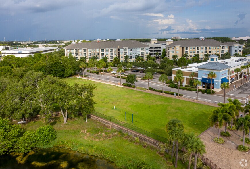 10304 Roosevelt Blvd N, Saint Petersburg, FL à louer - Photo principale – Image 3 sur 9
