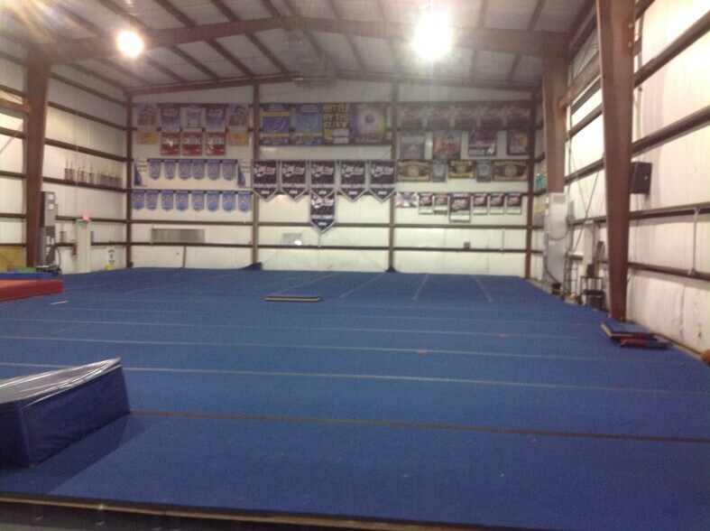 9050 16th Pl, Vero Beach, FL à louer - Photo intérieure – Image 2 sur 14