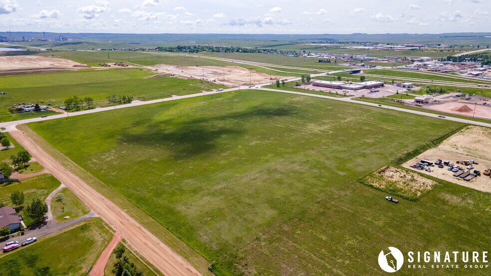 651 Garner Lake Rd, Gillette, WY à vendre - Photo de l’immeuble – Image 3 sur 23
