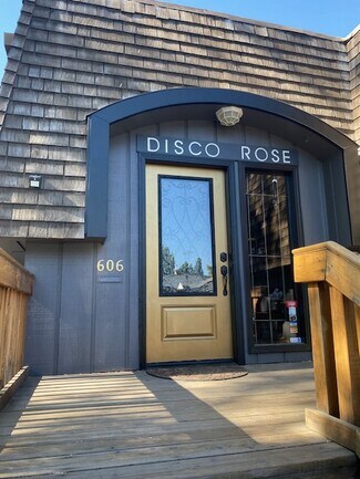 Plus de détails pour 606 Mount Rose St, Reno, NV - Local d'activités à louer