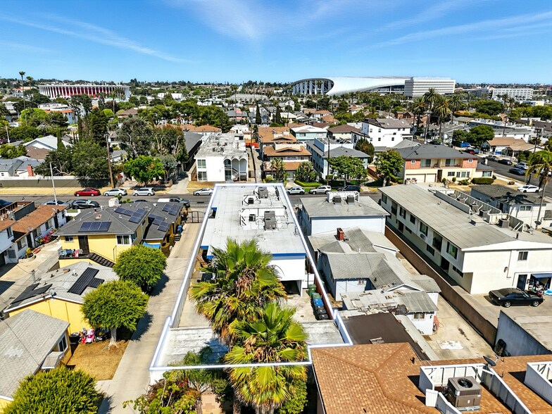 619 S Myrtle Ave, Inglewood, CA à vendre - Photo de l’immeuble – Image 2 sur 14