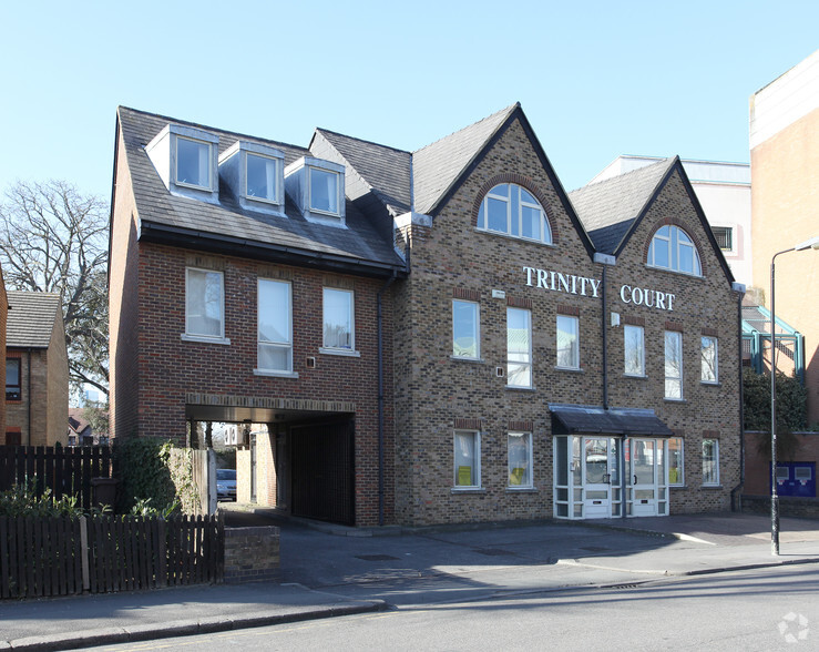 34 West St, Sutton à vendre - Photo principale – Image 2 sur 5
