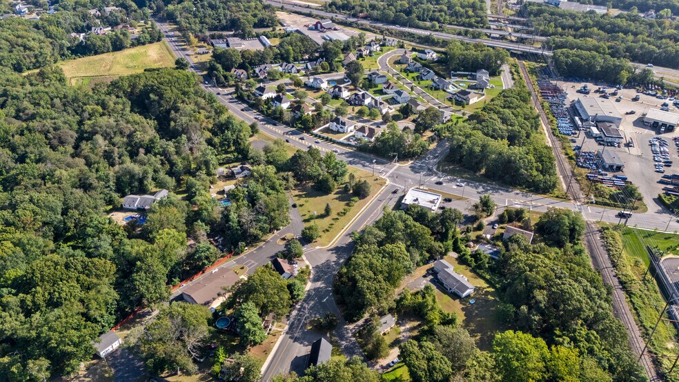 Pine Brook Road, Eatontown, NJ à vendre - Aérien – Image 3 sur 15