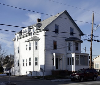 Plus de détails pour 872 Park Ave, Cranston, RI - Bureau/Local commercial à louer