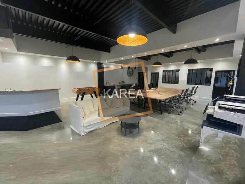 Local commercial dans Serris à louer - Photo de l’immeuble – Image 1 sur 5