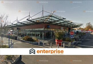 Plus de détails pour Local commercial à louer