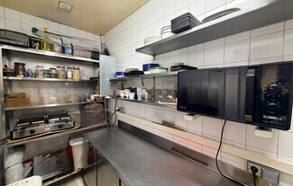 Plus de détails pour Local commercial à louer