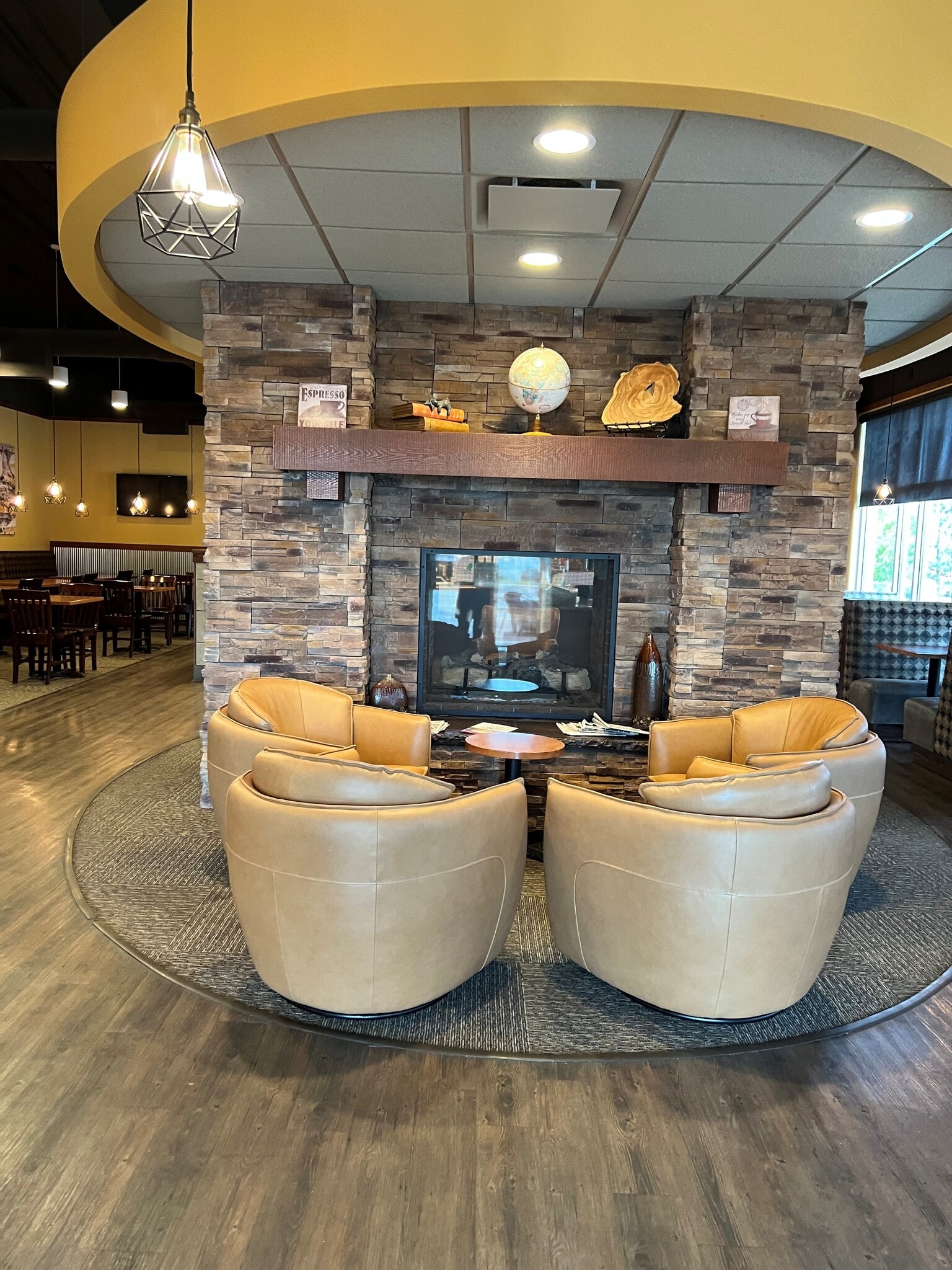 269 16th St W, Dickinson, ND à vendre Photo intérieure– Image 1 sur 32