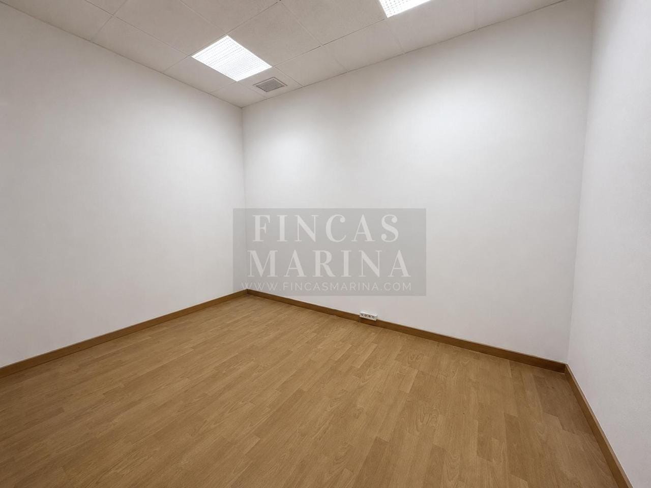 Local commercial dans Gavà, Barcelona à louer Photo intérieure– Image 1 sur 5