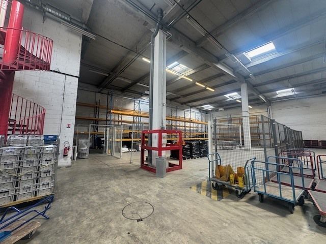 Industriel/Logistique dans Lisses à vendre Photo de l’immeuble– Image 1 sur 10