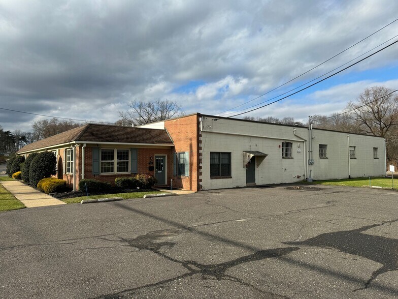 100 Melrose Ave, Cherry Hill, NJ à louer - Photo de l’immeuble – Image 1 sur 3