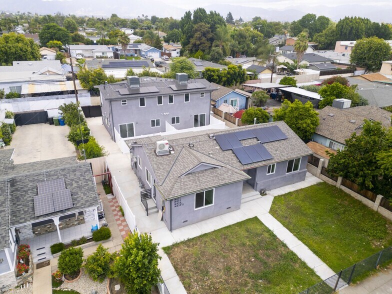 14831 Nordhoff St, Panorama City, CA à vendre - Photo principale – Image 1 sur 71