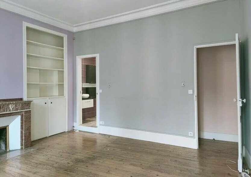 Bureau dans Paris à louer - Photo de l’immeuble – Image 3 sur 3