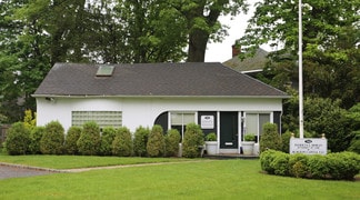 Plus de détails pour 740 Glen Cove Ave, Glen Head, NY - Bureau à vendre