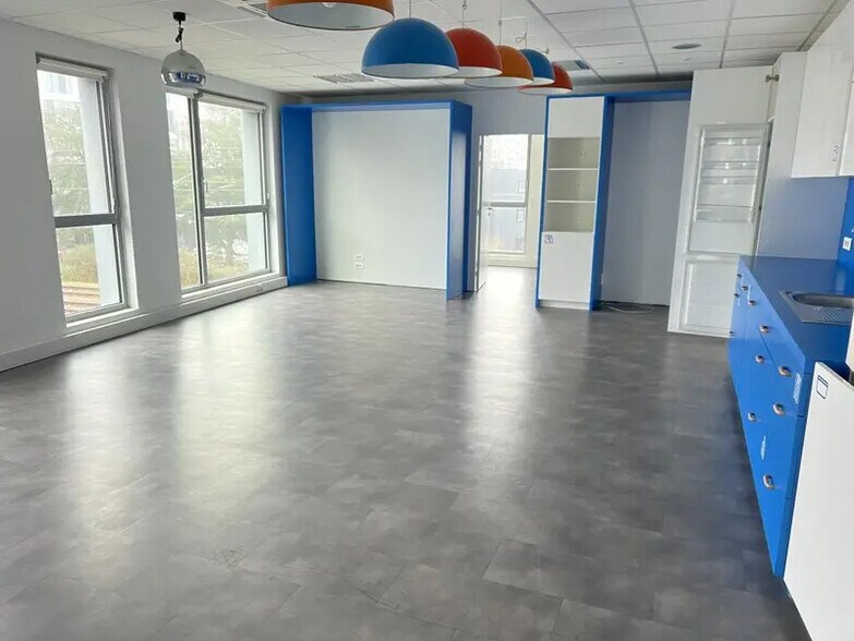 6 Rue René Viviani, Nantes à louer - Photo de l’immeuble – Image 3 sur 17