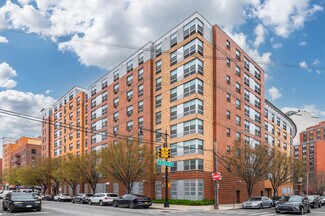 Plus de détails pour 921 Melrose Ave, Bronx, NY - Local commercial à louer