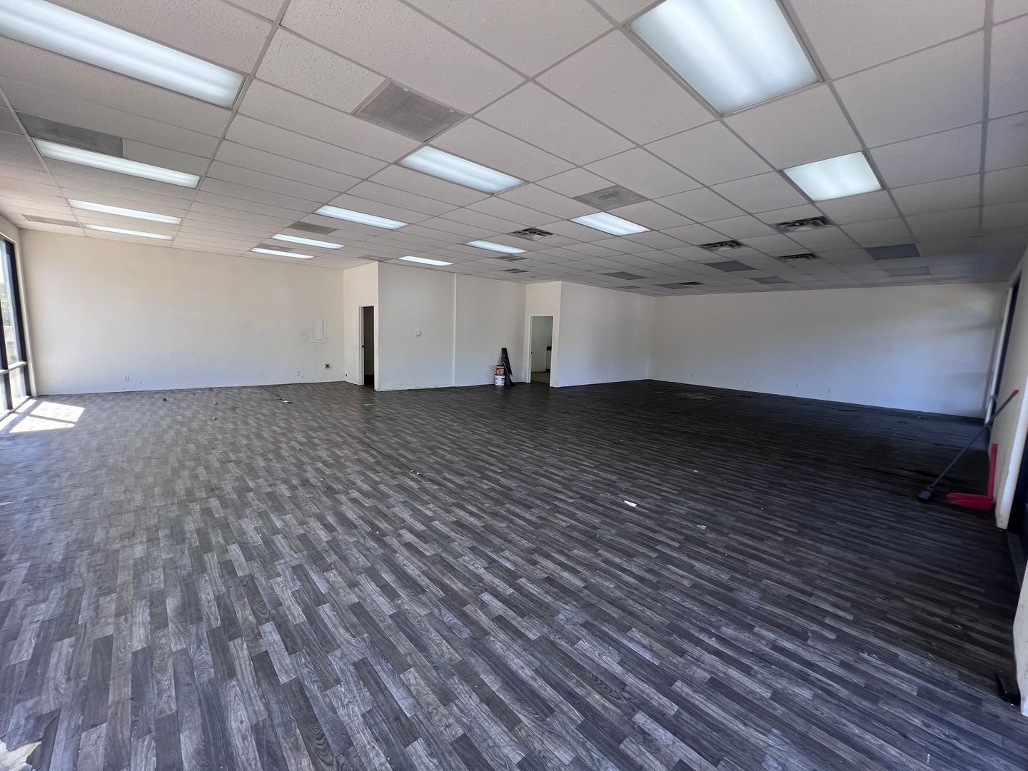 2065 S Escondido Blvd -, Escondido, CA à louer Photo intérieure– Image 1 sur 1